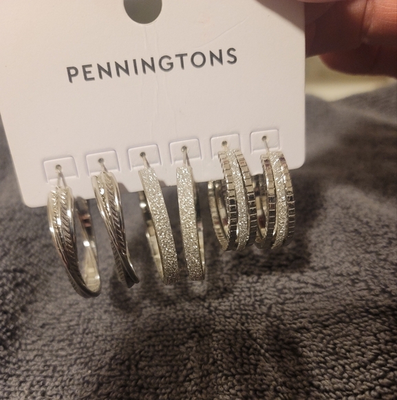 Silver Hoop Earring Set - Picture 3 of 3